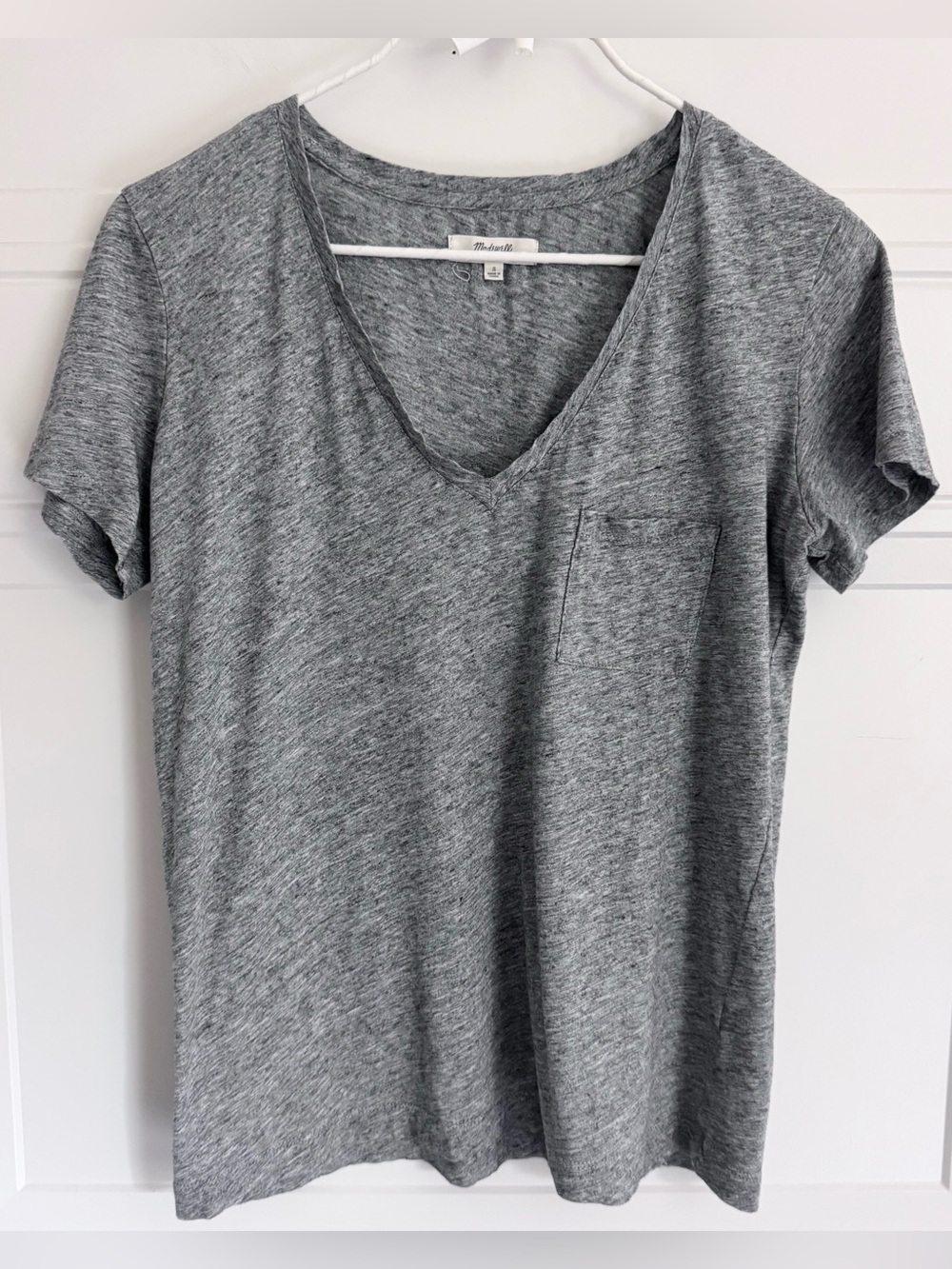 Madewell Heather Gray V-Neck Pocket Tee, S